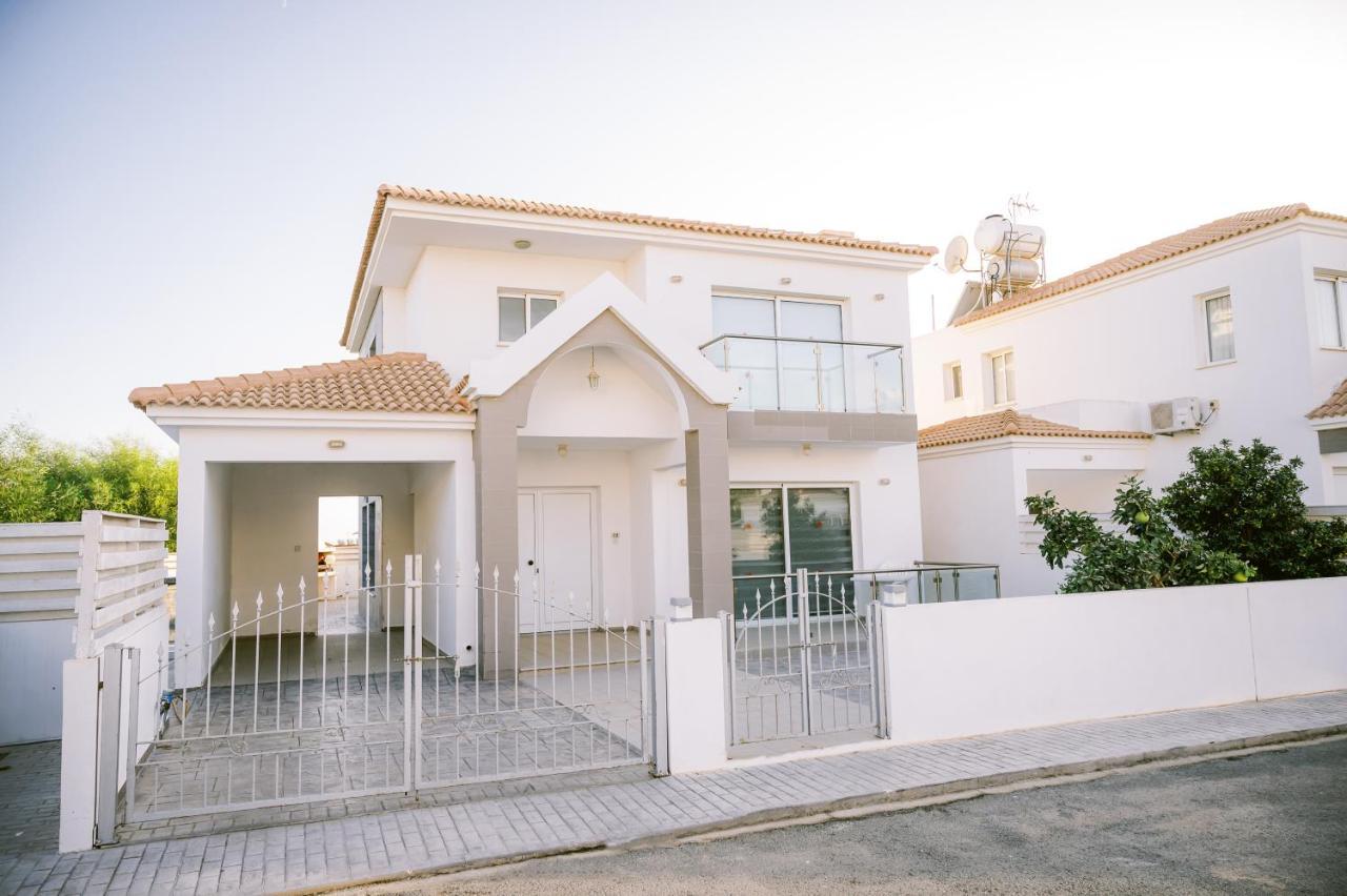 Villa Costa Cornelia Homes Agia Napa Buitenkant foto